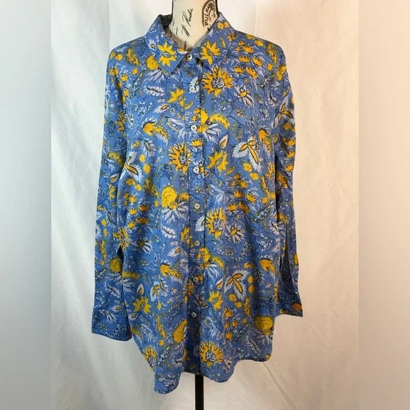 Talbots Blue and Yellow Floral Button Down Shirt ๐๐๐ - Picture 2 of 10